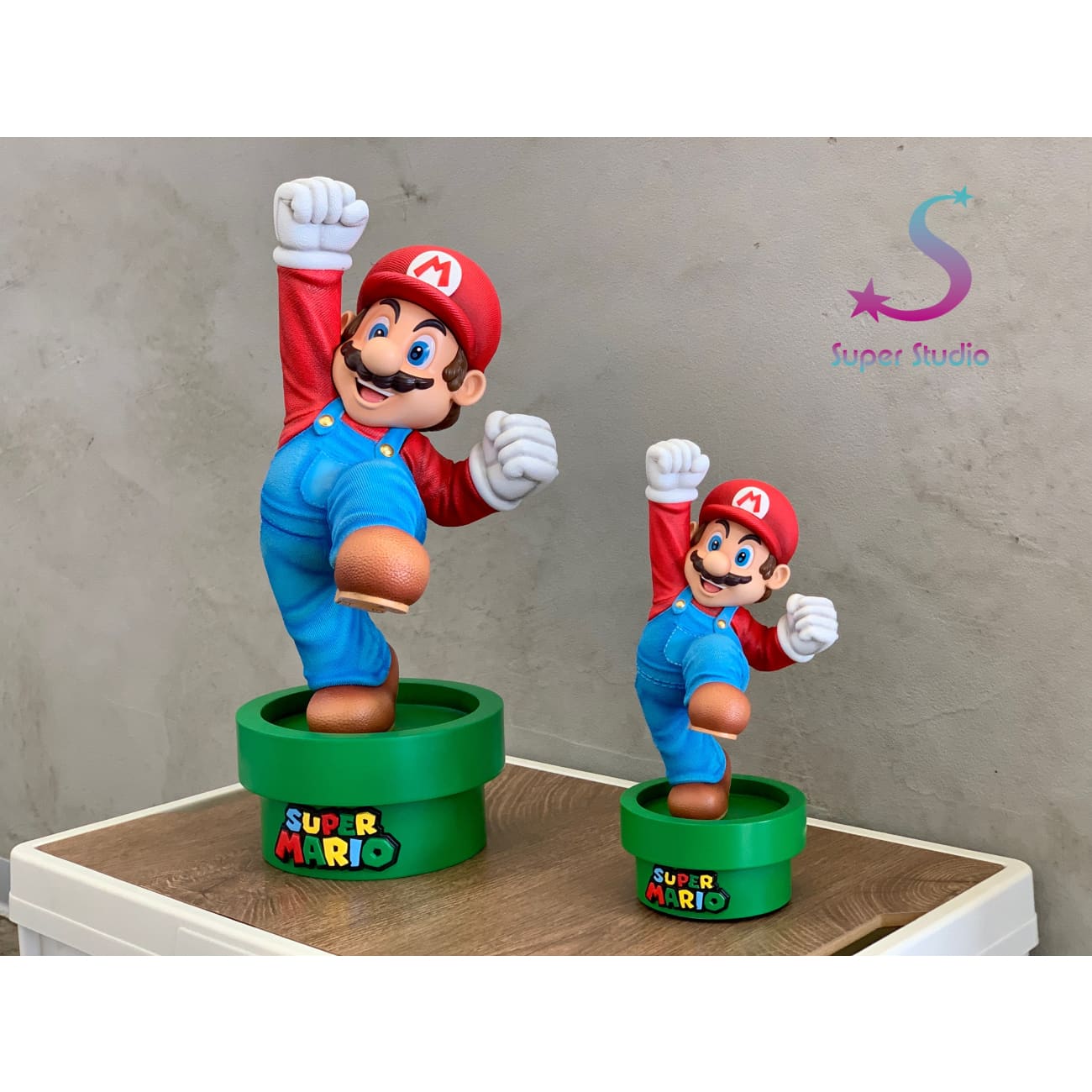 Super Studio - Mario [2 Variants]