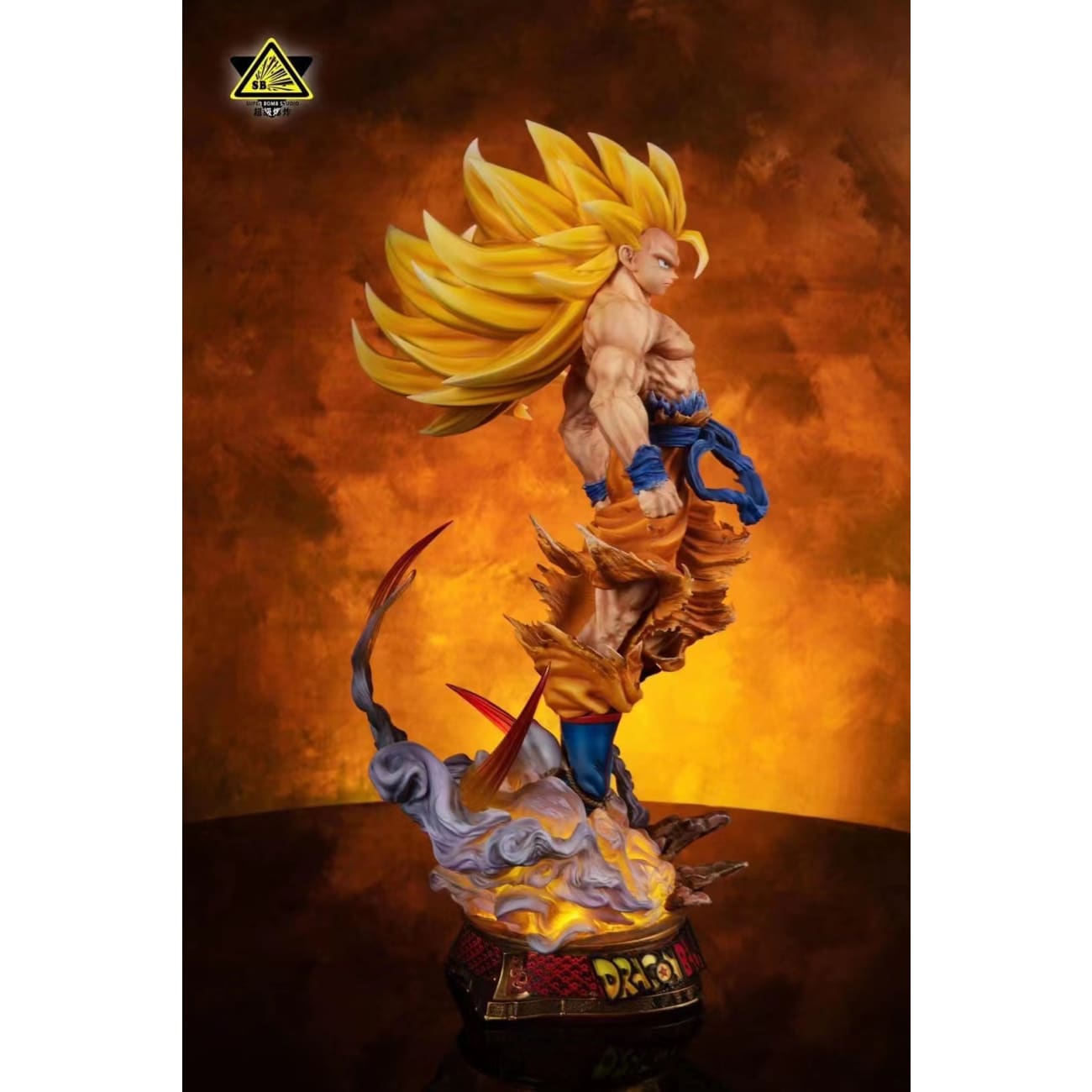 SuperBomb Studio - Son Goku Super Saiyan 3 [2 Variants]