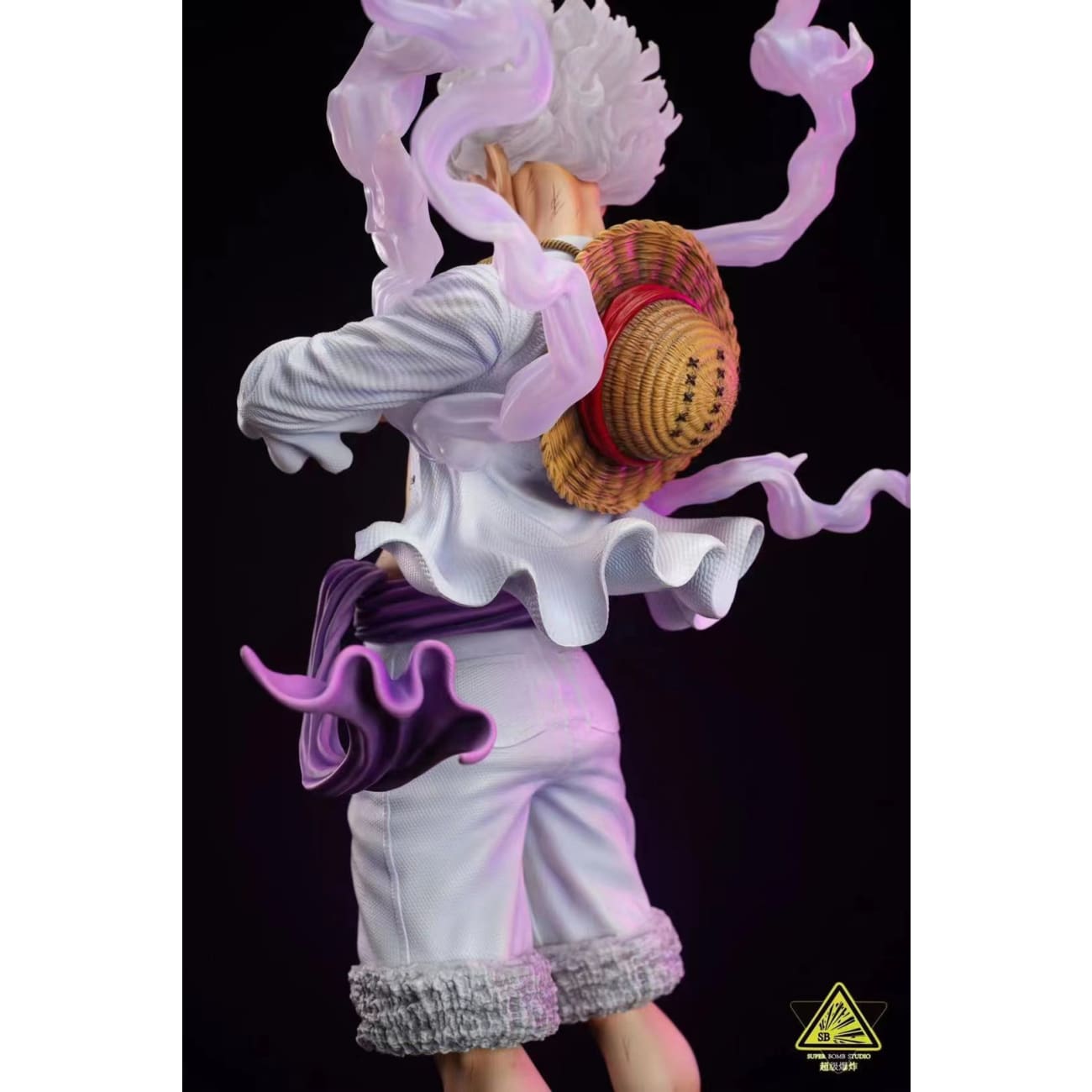 SuperBomb Studio - Sun God Nika Luffy Gear 5