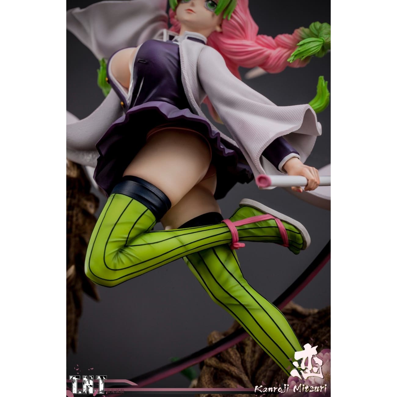  T.N.T Studio  - Mitsuri Kanroji [1/6 scale]