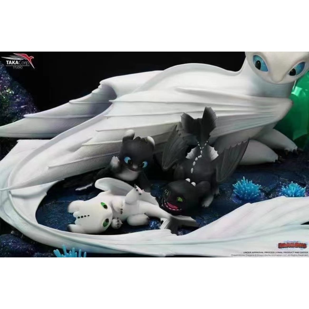 Taka Corp Studio - Light Fury & Night Light Babies 