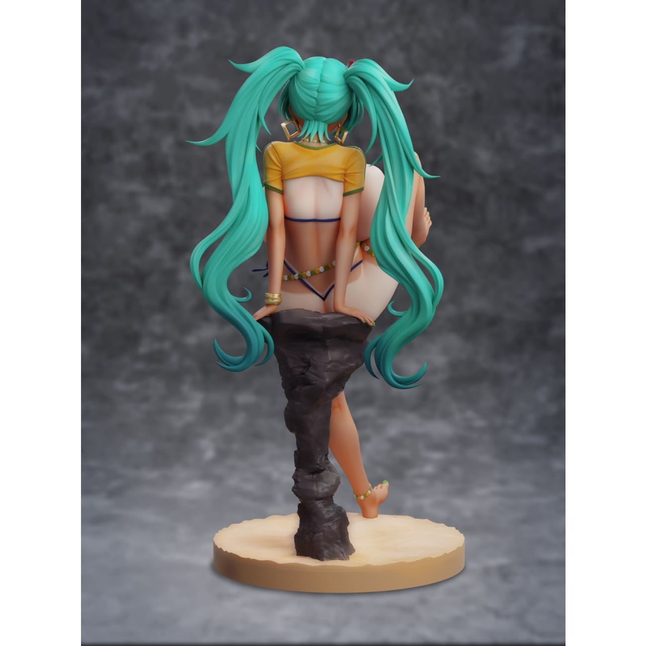 Thistles and Thorns Studio - Hatsune Miku Brazil Ver. [3 Variants]
