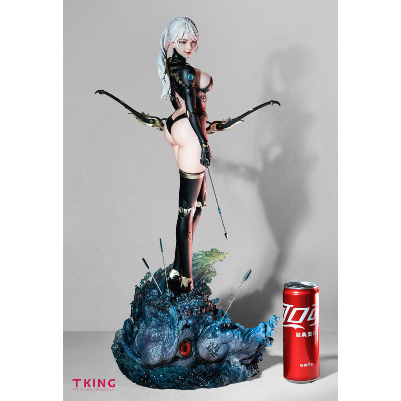 TKING Studio - Robot Ellie