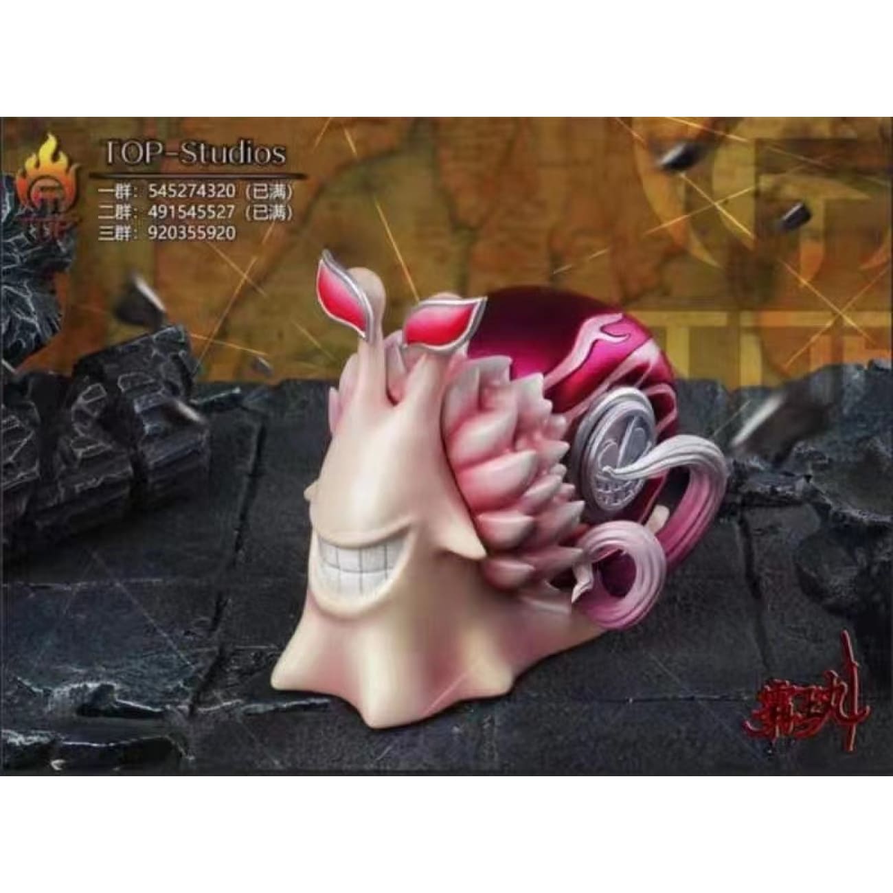 Top Studios - Donquixote Doflamingo/ Dracule Mihawk Den Den