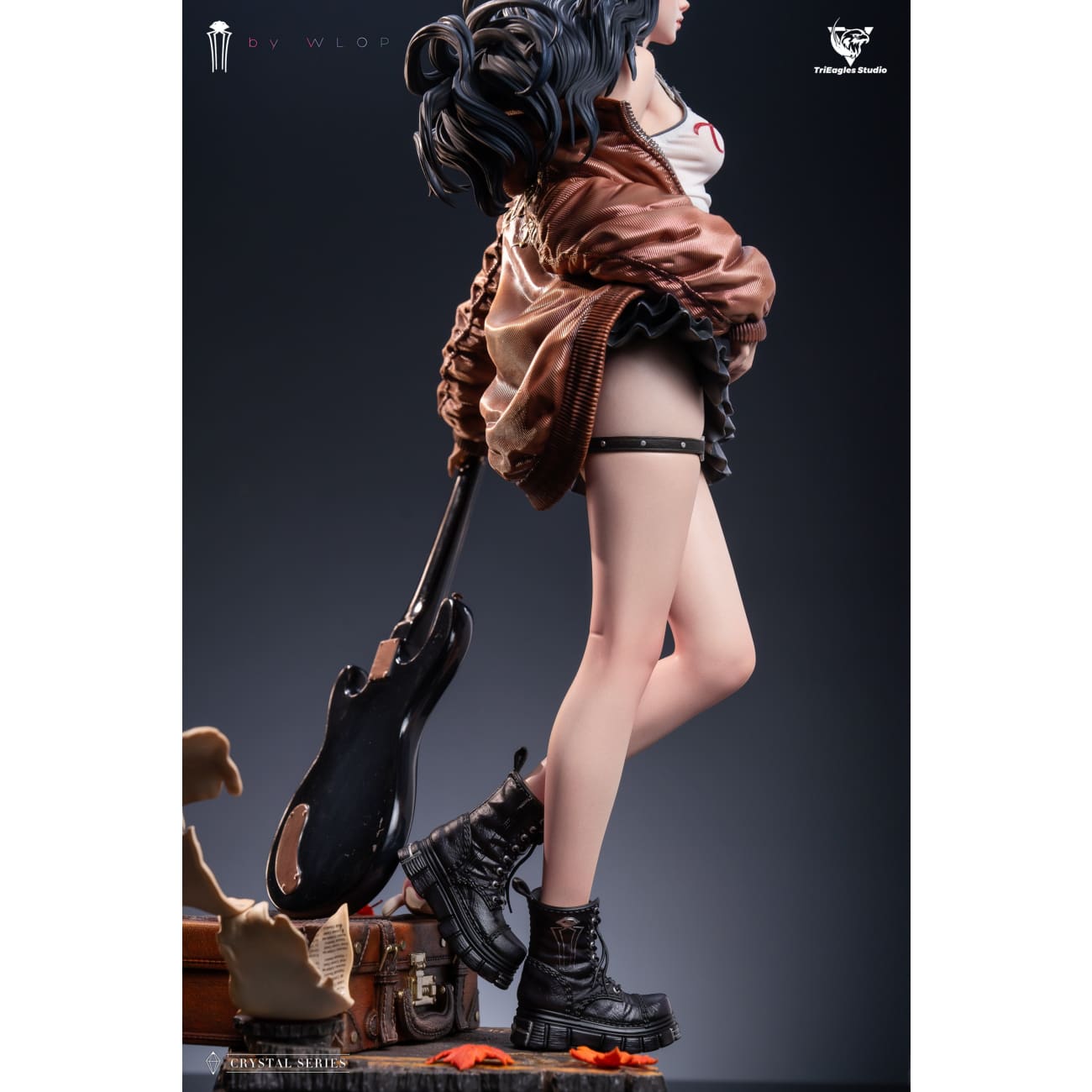TriEagles Studio (TES) x WLOP - First Encounter [Licensed][2 Variants]