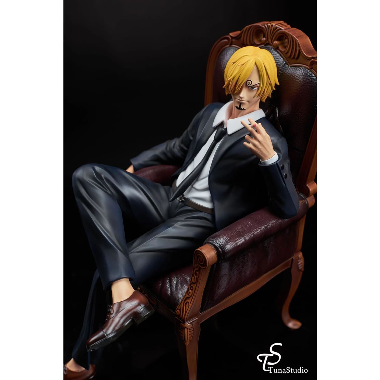 Tuna Studio - Sitting Vinsmoke Sanji