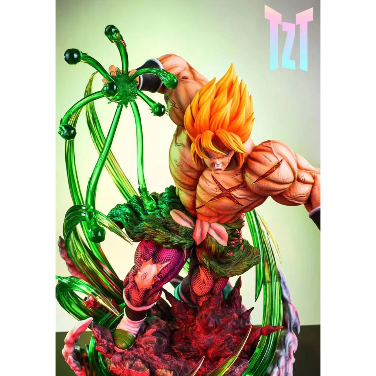 TZT Studio - Super Saiyan Broly [2 Variants]