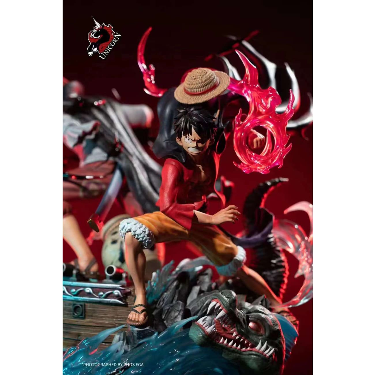 Unicorn Studio - Straw Hat Pirates Luffy & Red Hair Shanks