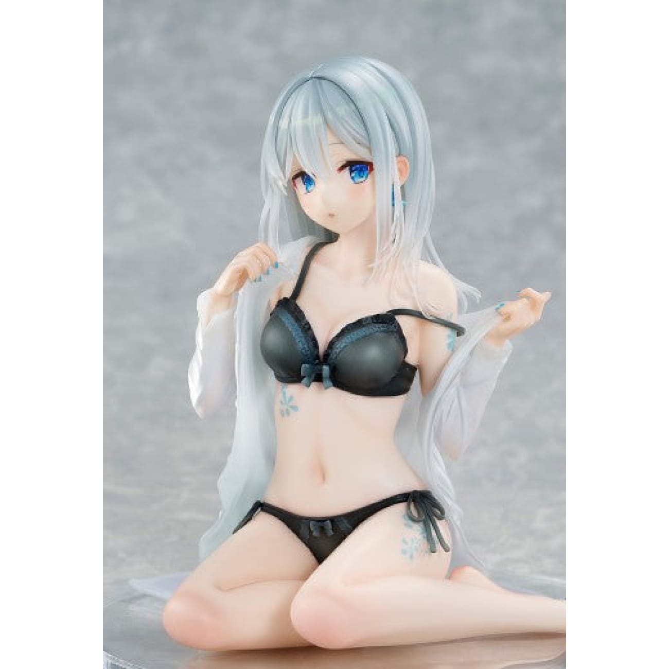 Union Creative - Changing Cloth Silver Hair Girl