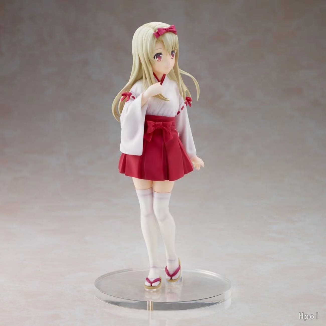 Union Creative - Illyasviel von Einzbern 