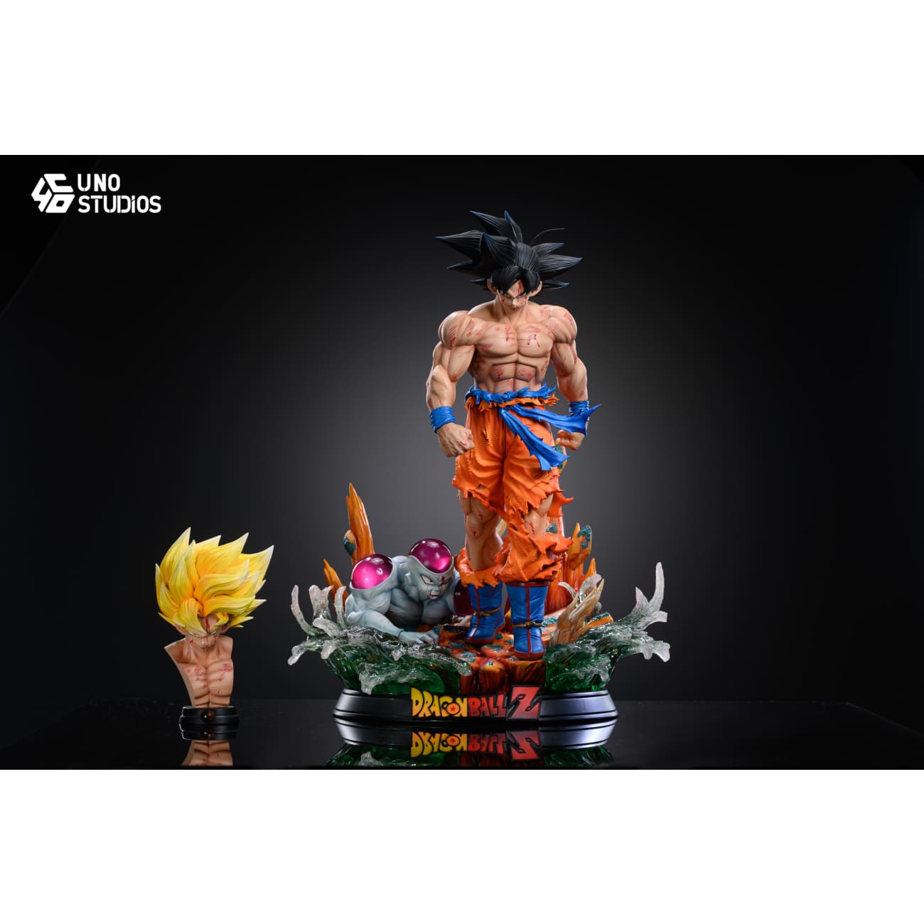 UNO Studio - 1/5 Scale Son Goku vs Frieza / 1/3 Scale Son Goku