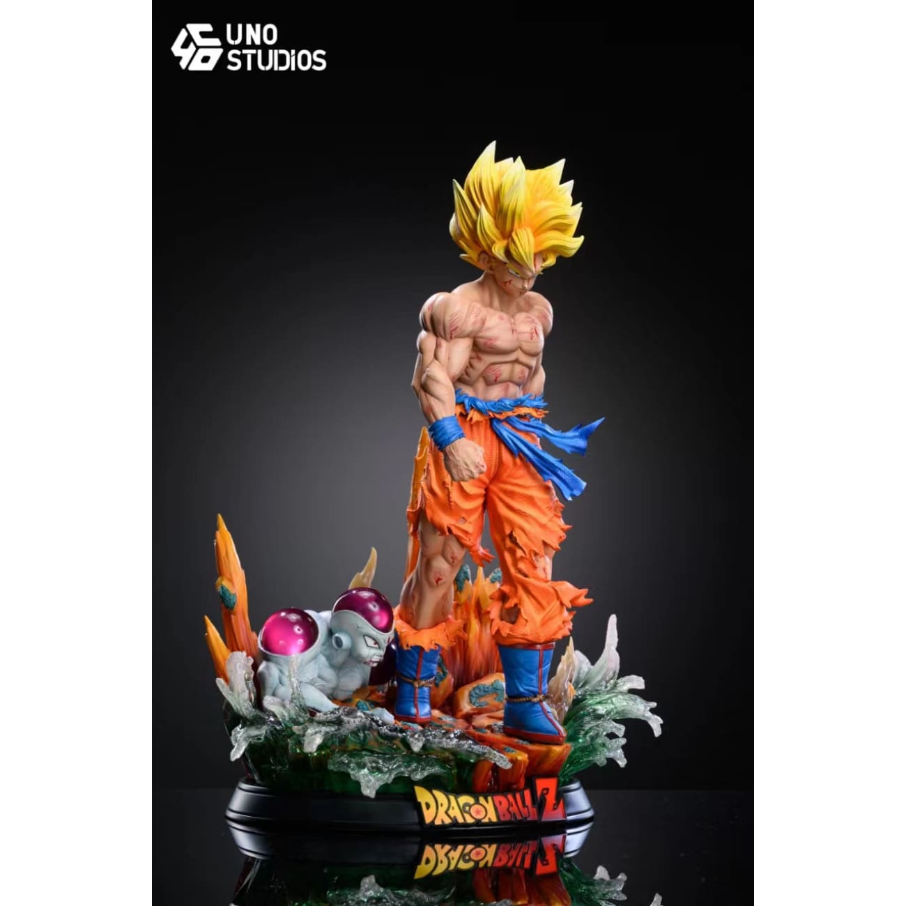 UNO Studio - 1/5 Scale Son Goku vs Frieza / 1/3 Scale Son Goku