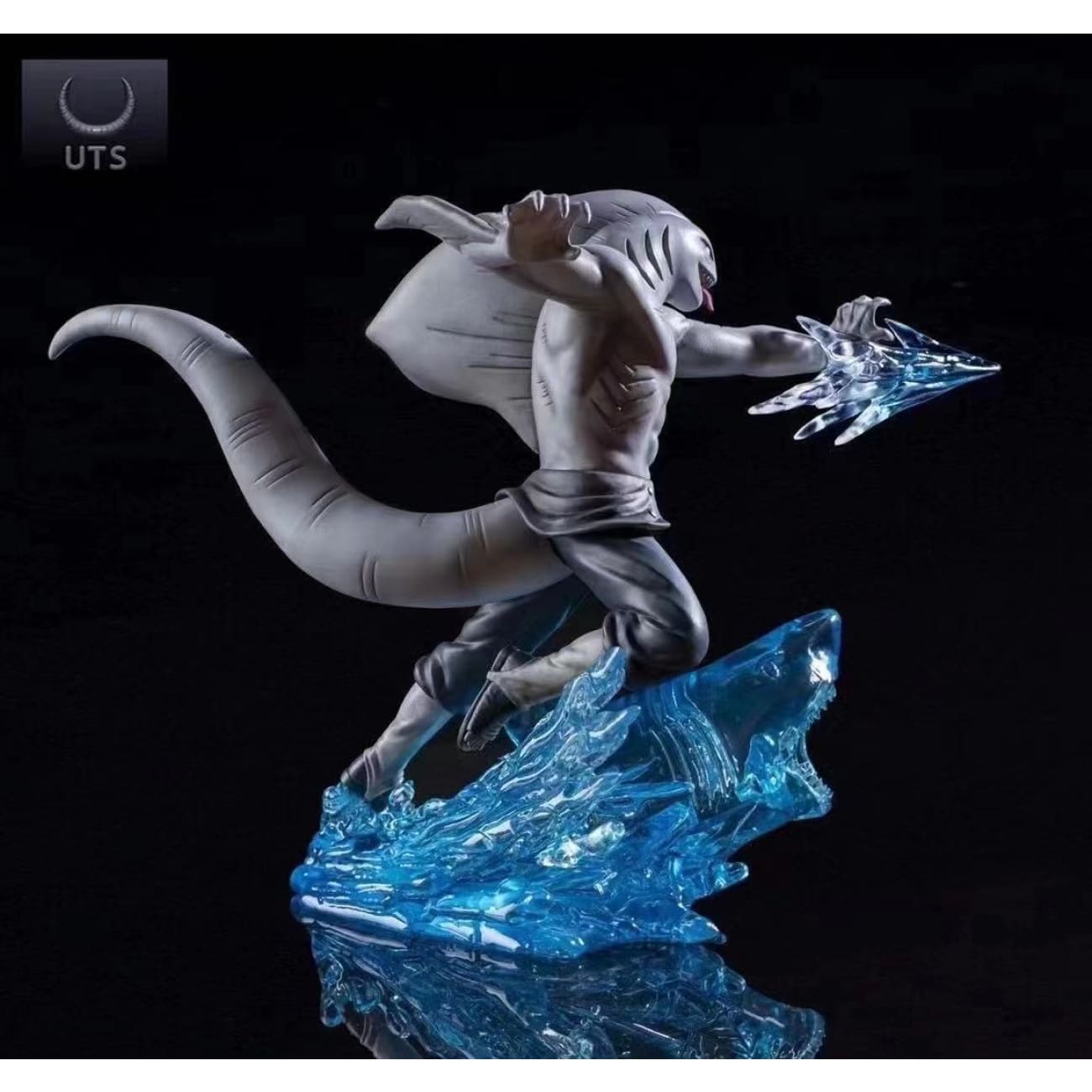 UT Studio -  Hoshigaki Kisame Shark Mode [1/7 scale]