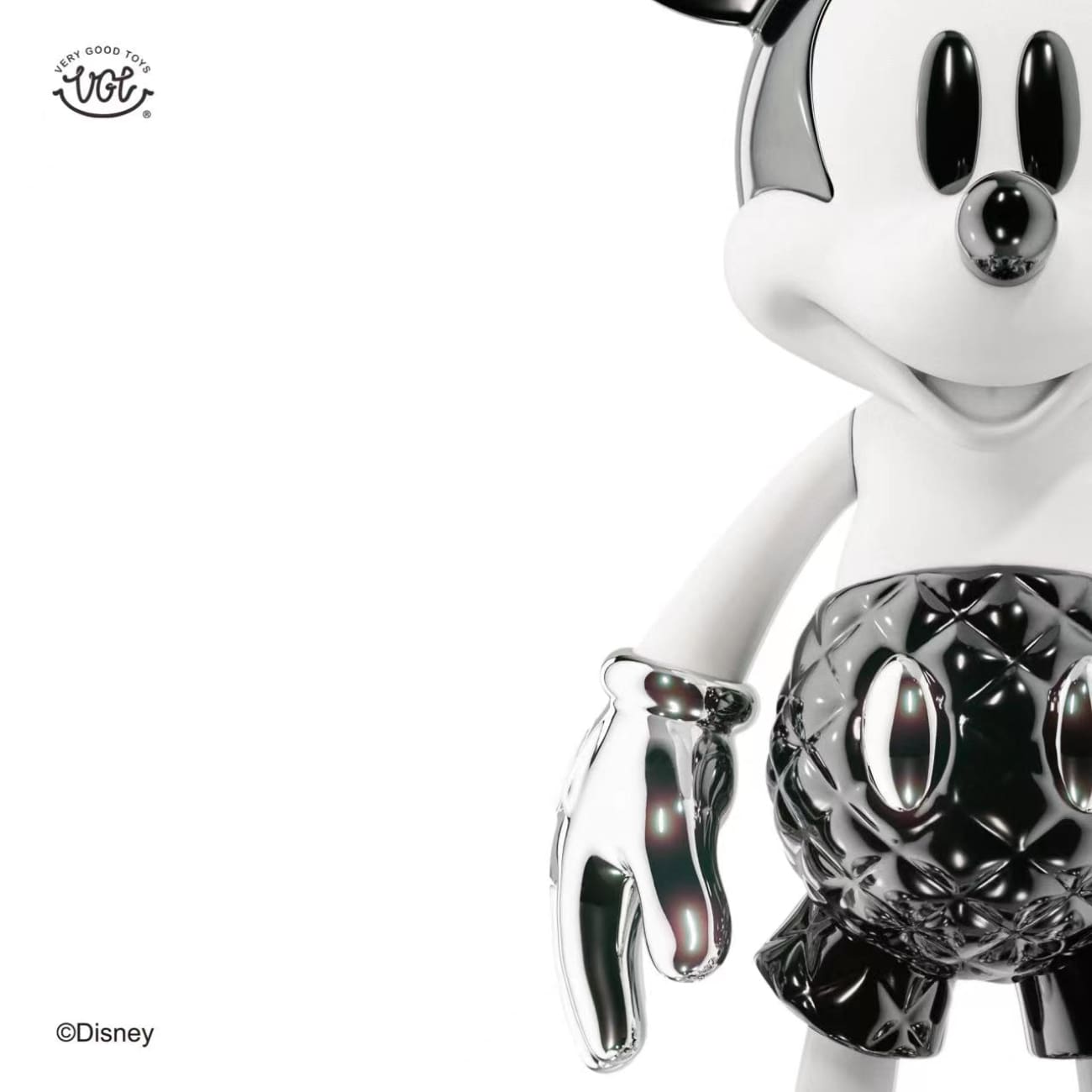 VGT - EGO Mickey Pineapple Bling 800%