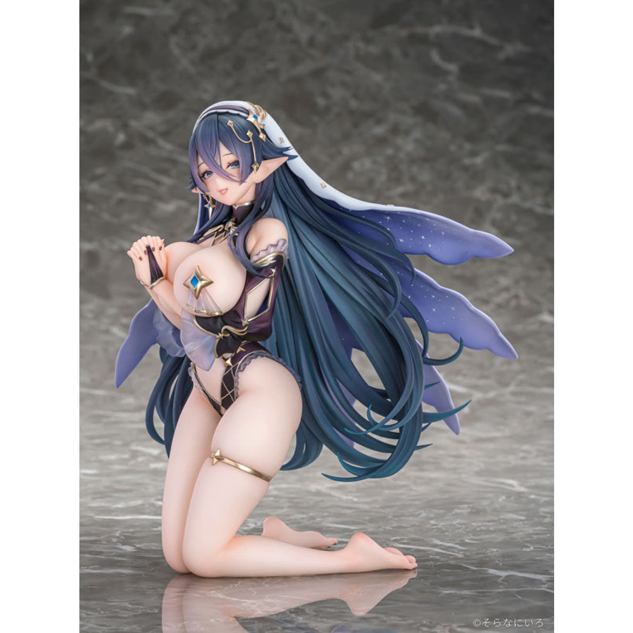 Vibrastar Studio - Astrastar the Saint Praying to the Stars [2 Variants]