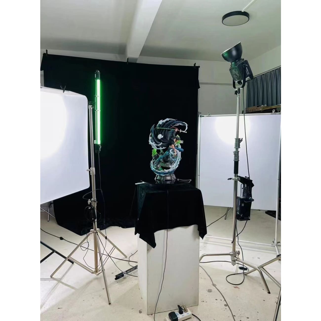 Wan Xiang Studio X LX Studios - Law