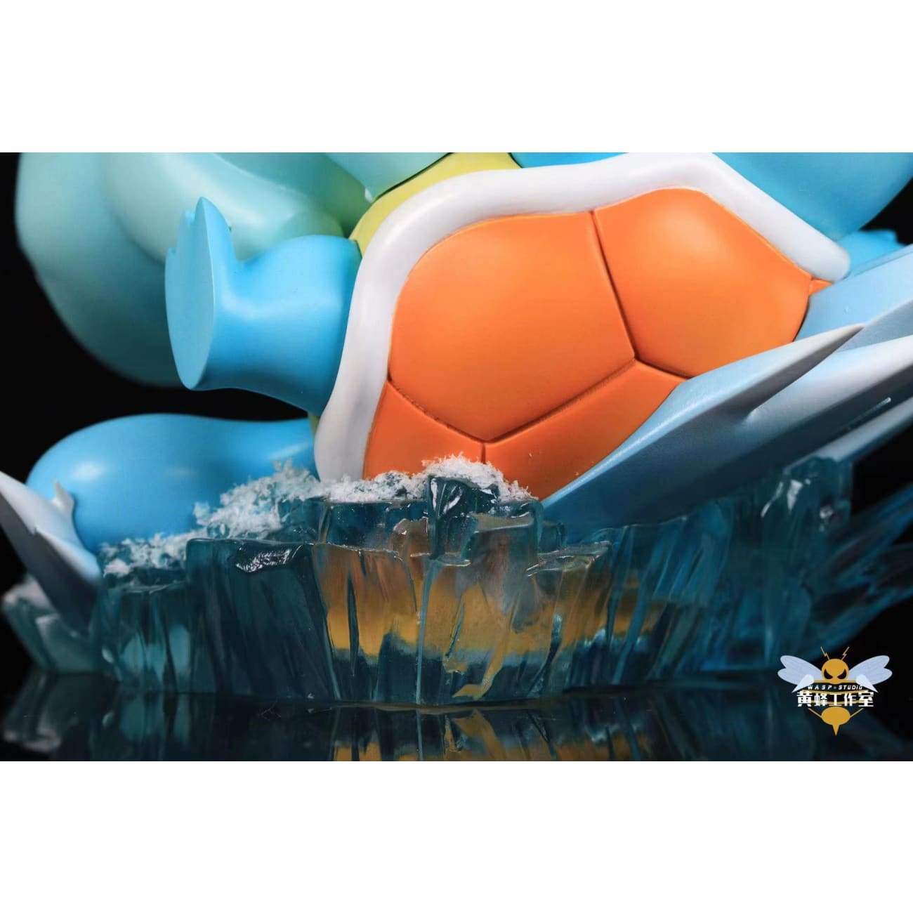 WASP Studio - Bulbasaur & Squirtle Skiing