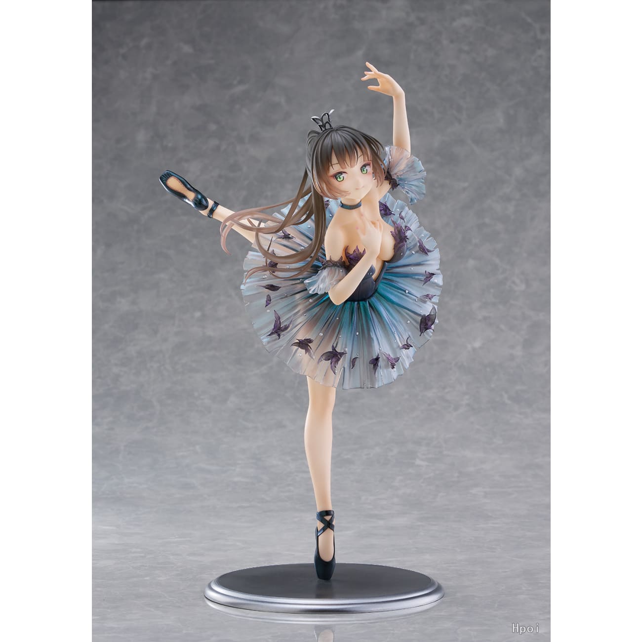 Wave Studio - Black Swan Girl