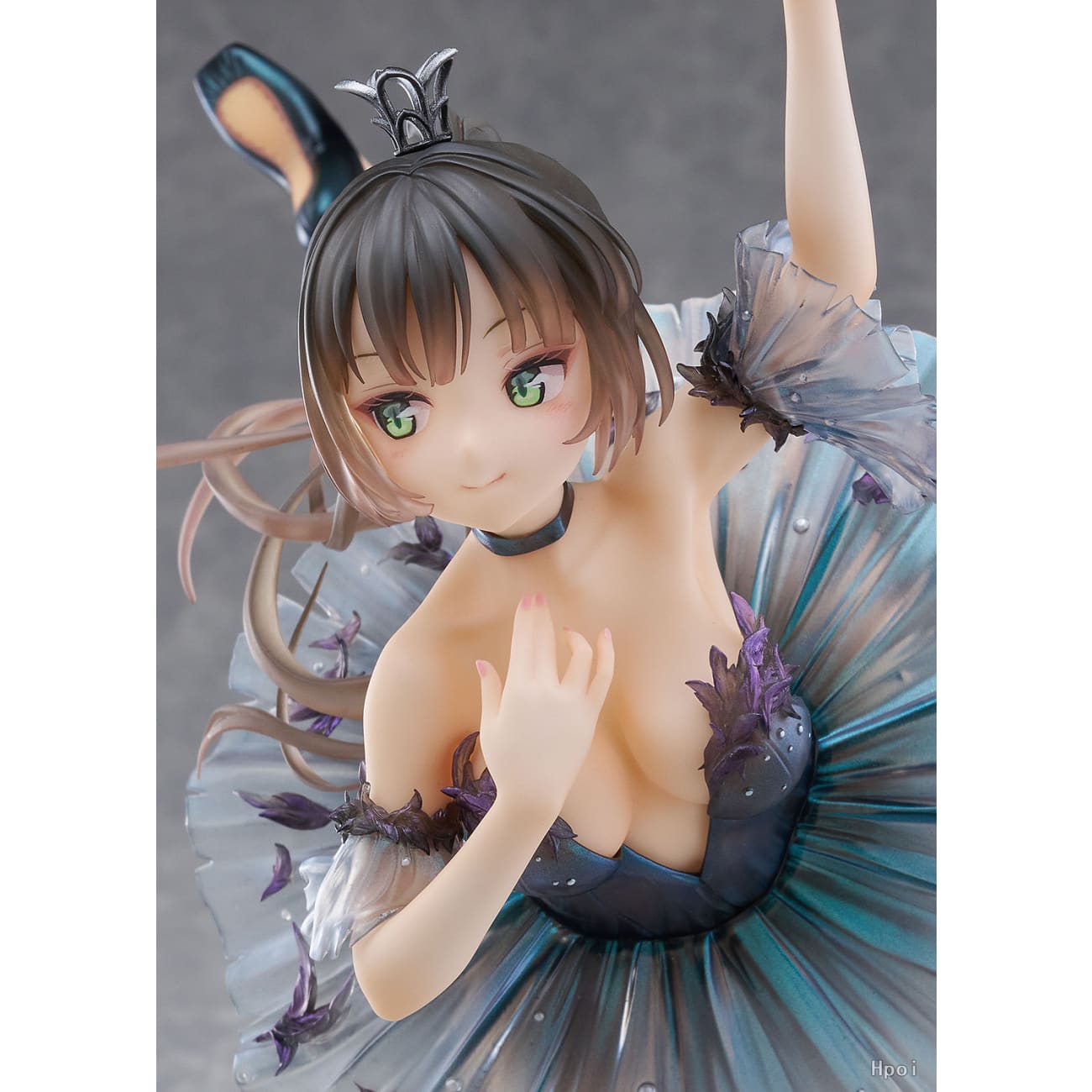 Wave Studio - Black Swan Girl