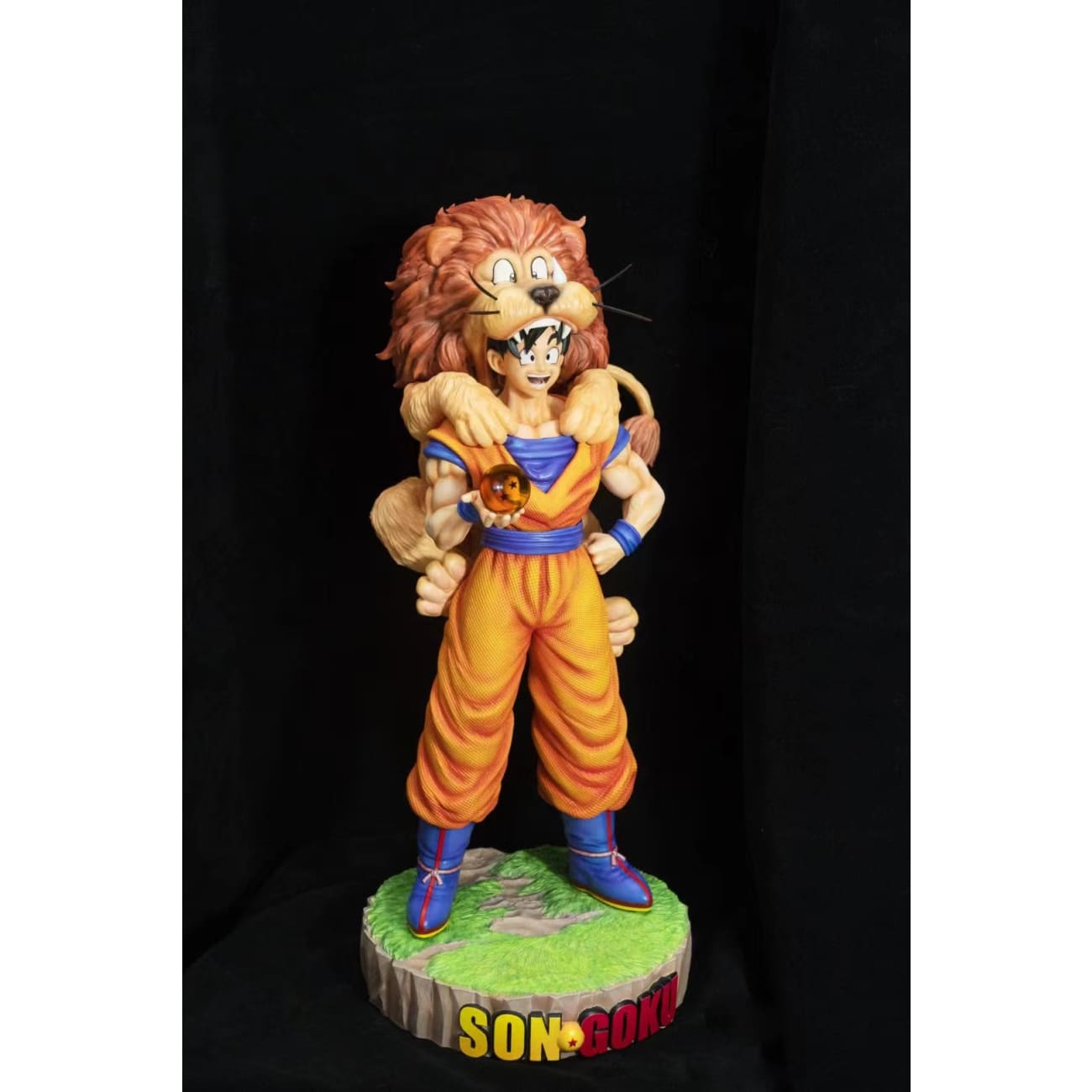 WHO/Q Studio - Son Goku
