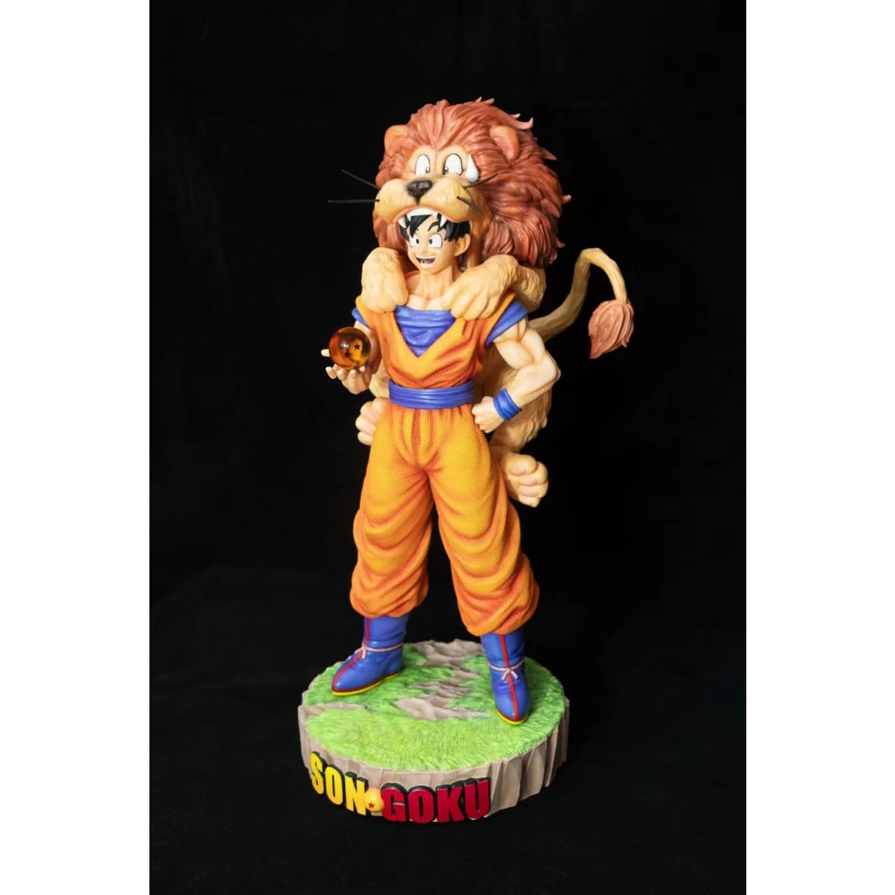 WHO/Q Studio - Son Goku