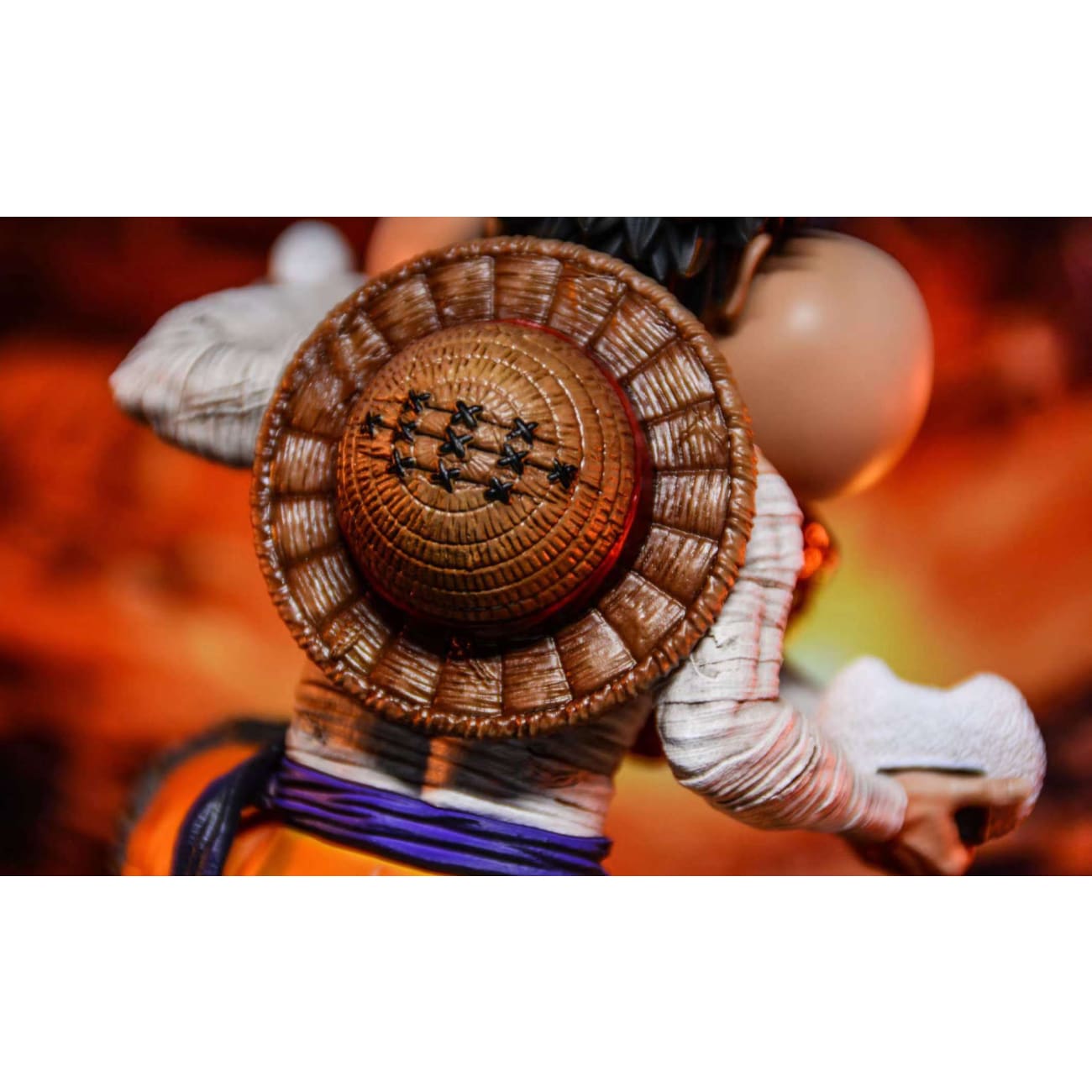 Wings Studio - Monkey D. Luffy Eating Meat