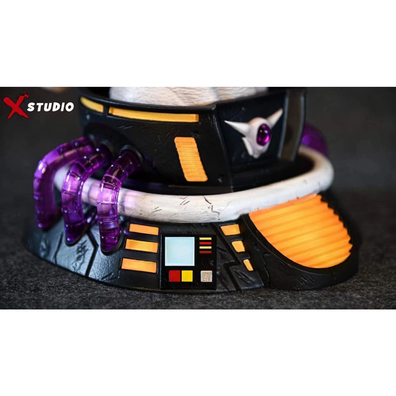 X Studio - Frieza [1/1 Scale / 1/2 Scale]