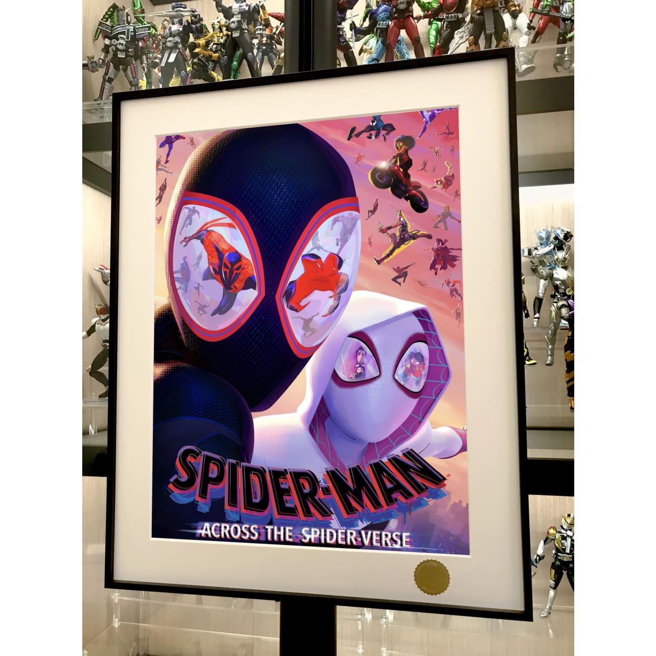 Xing Kong Studio - Spiderman & Gwen Stacy Poster Frame