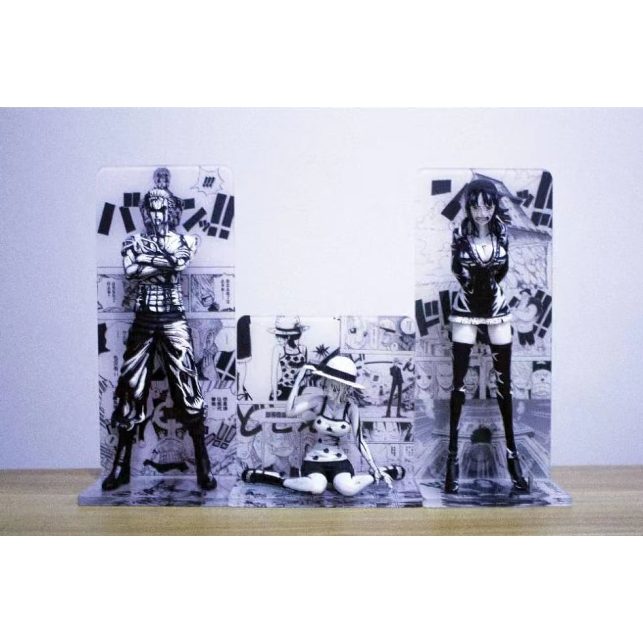 XOXO Studio - Nami Black & White Comic Ver.