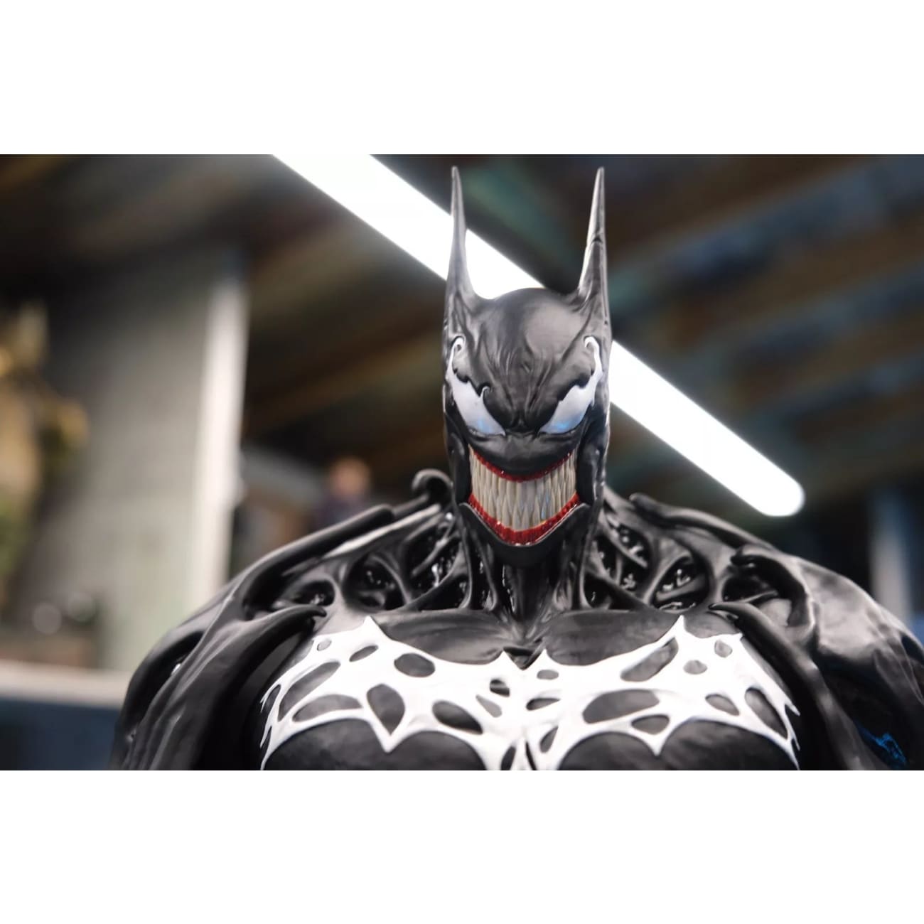 Y & g Productions - Venomised Batman [1/4 Scale]