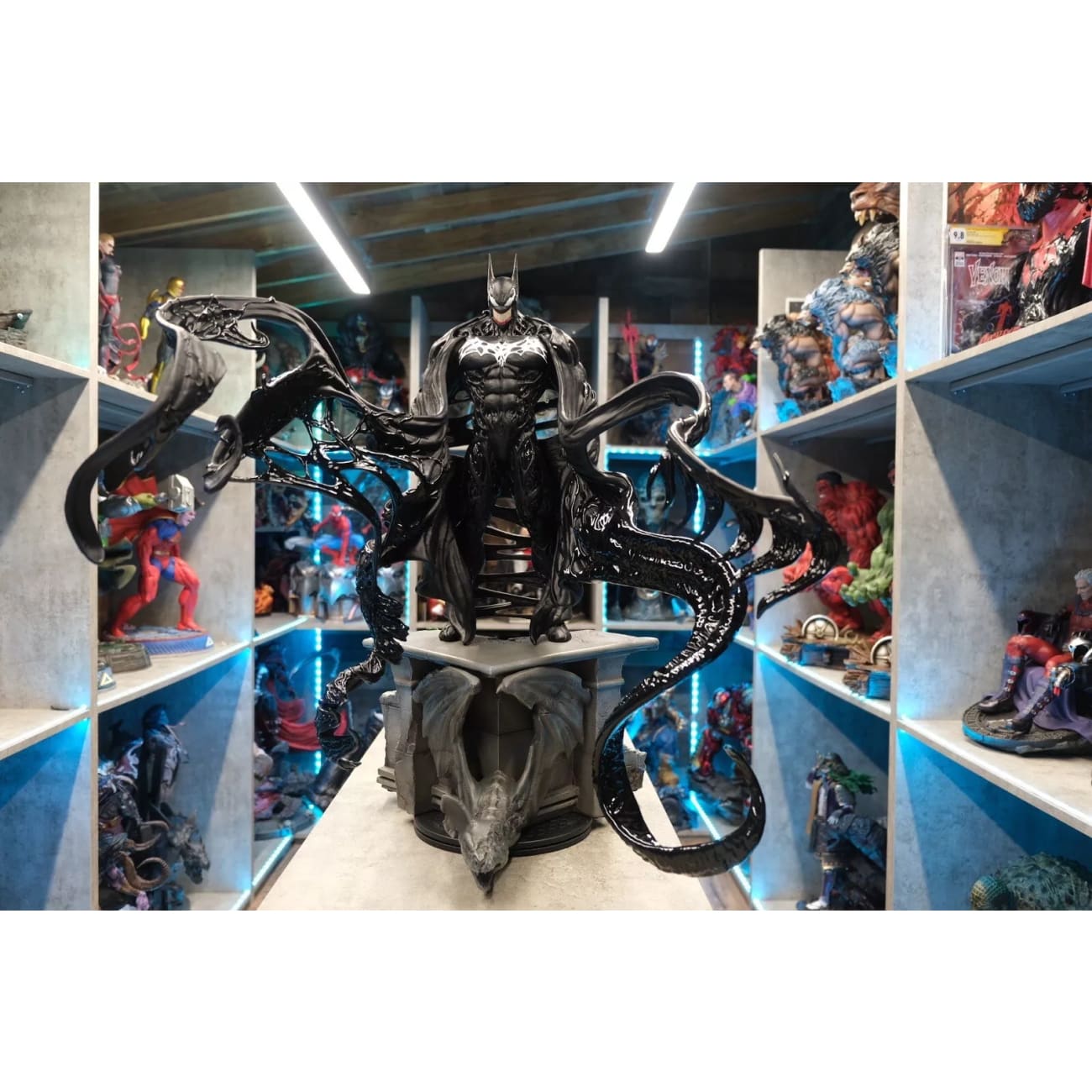 Y & g Productions - Venomised Batman [1/4 Scale]