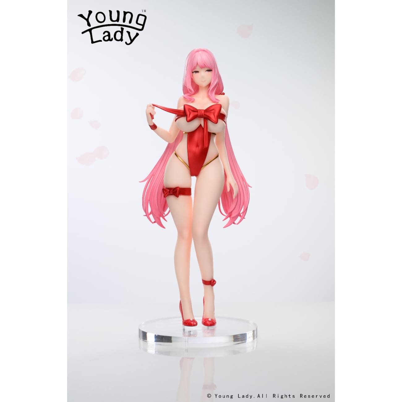 Young Lady Studio - Miss Present Ganay