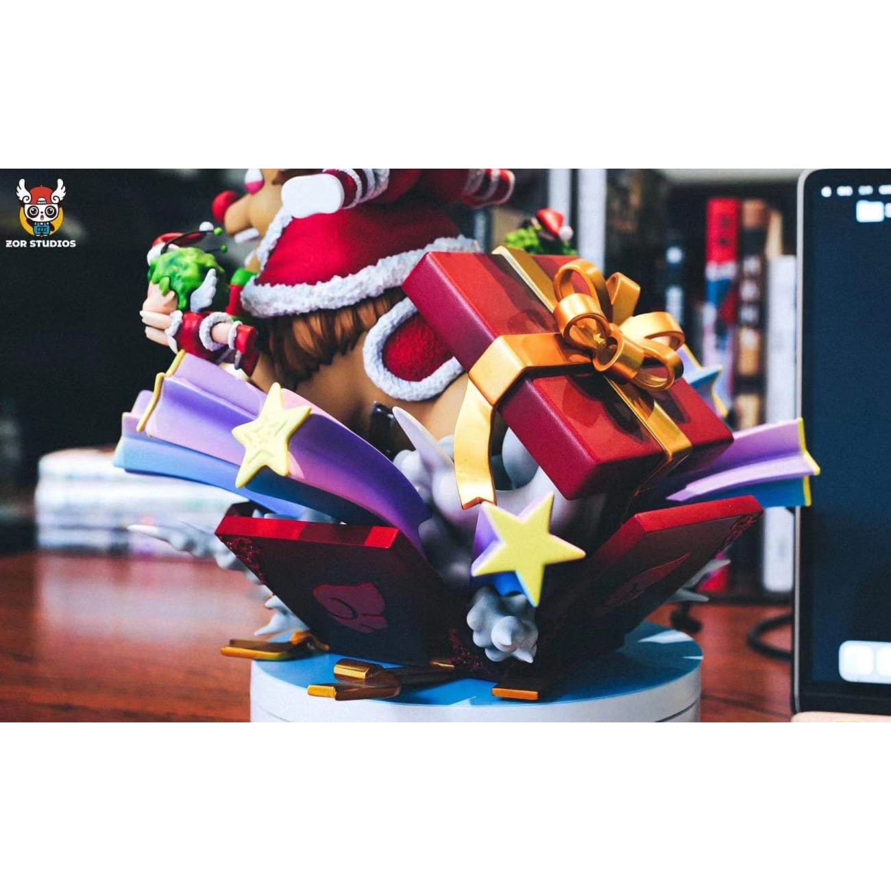 Zor Studio - Holiday Arale