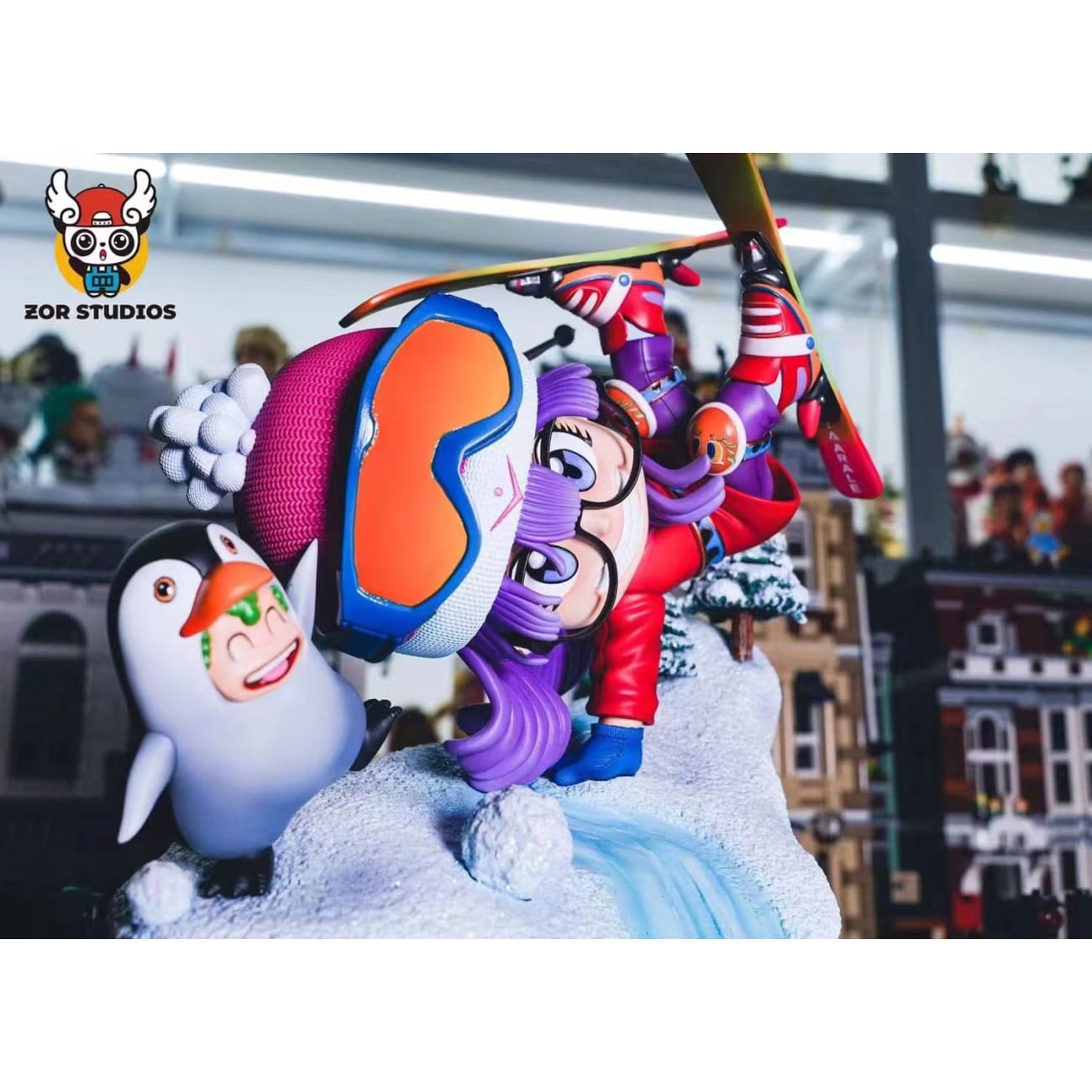ZOR Studio - Skiing Arale Norimaki and Gatchan