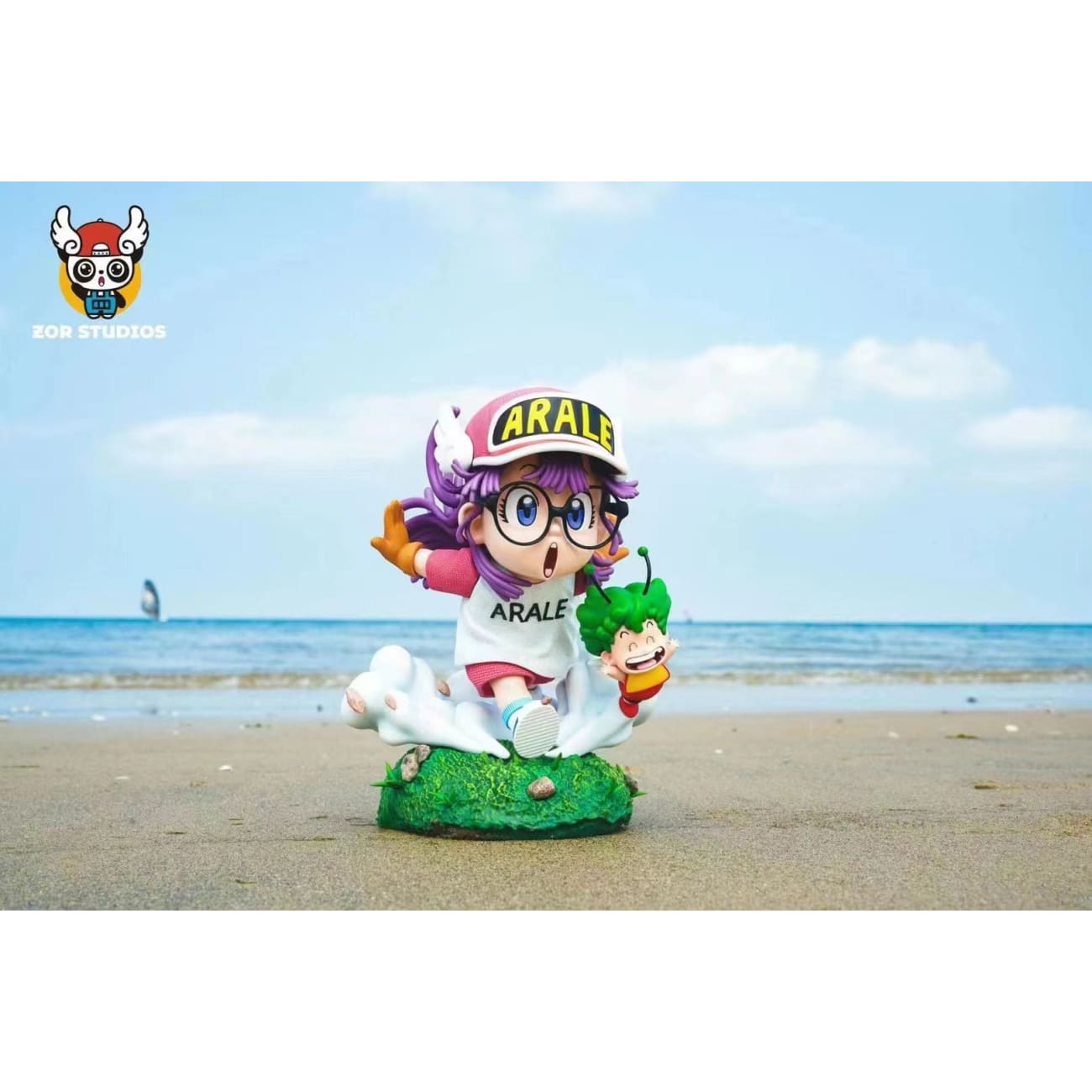 ZOR Studios - Running Norimaki Arale and Gatchan
