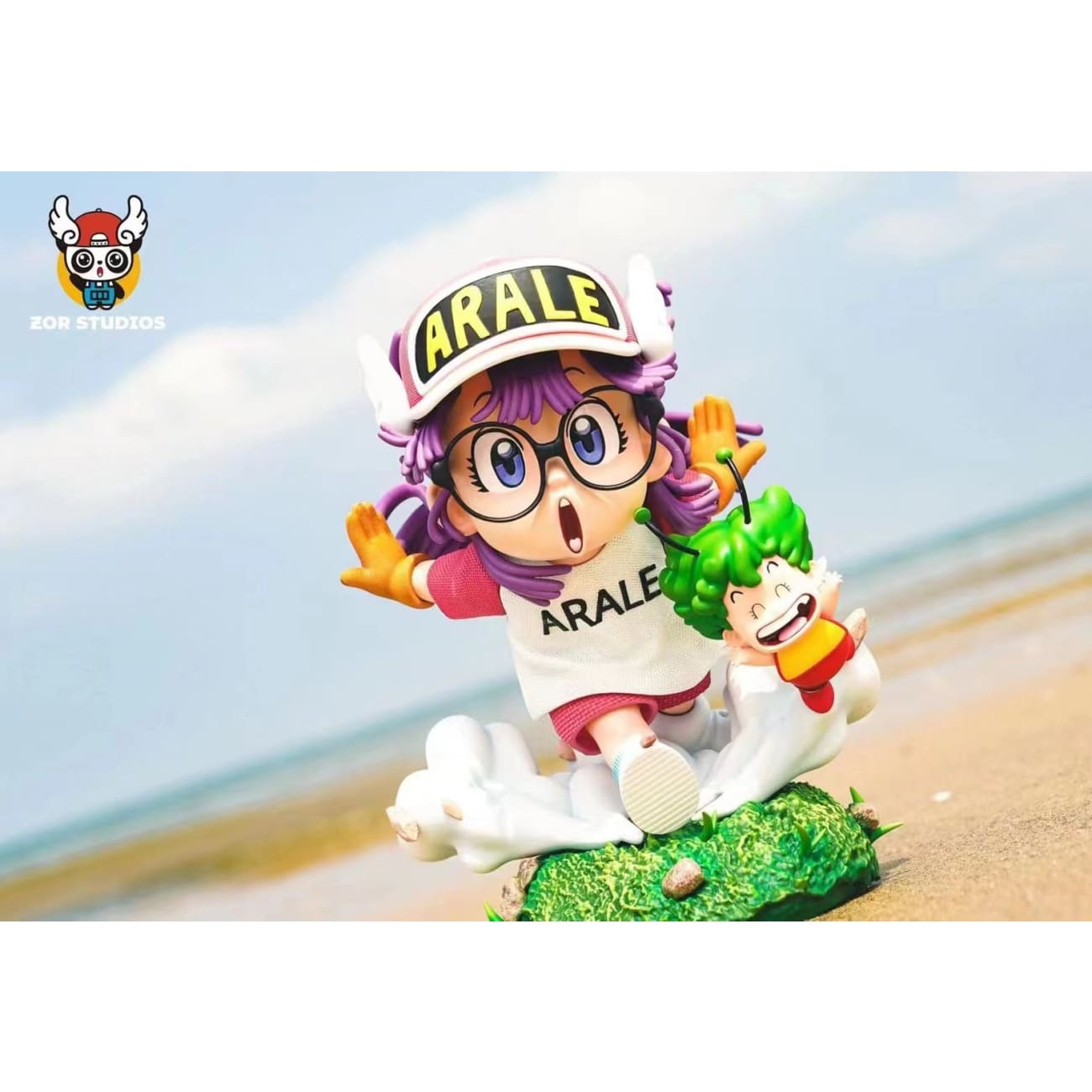 ZOR Studios - Running Norimaki Arale and Gatchan