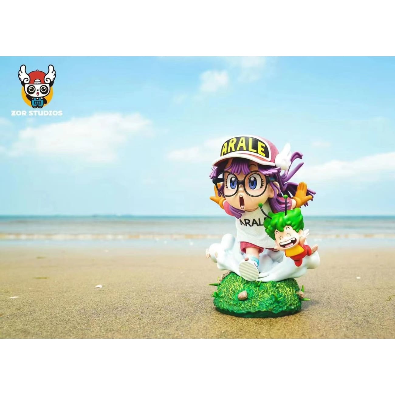 ZOR Studios - Running Norimaki Arale and Gatchan