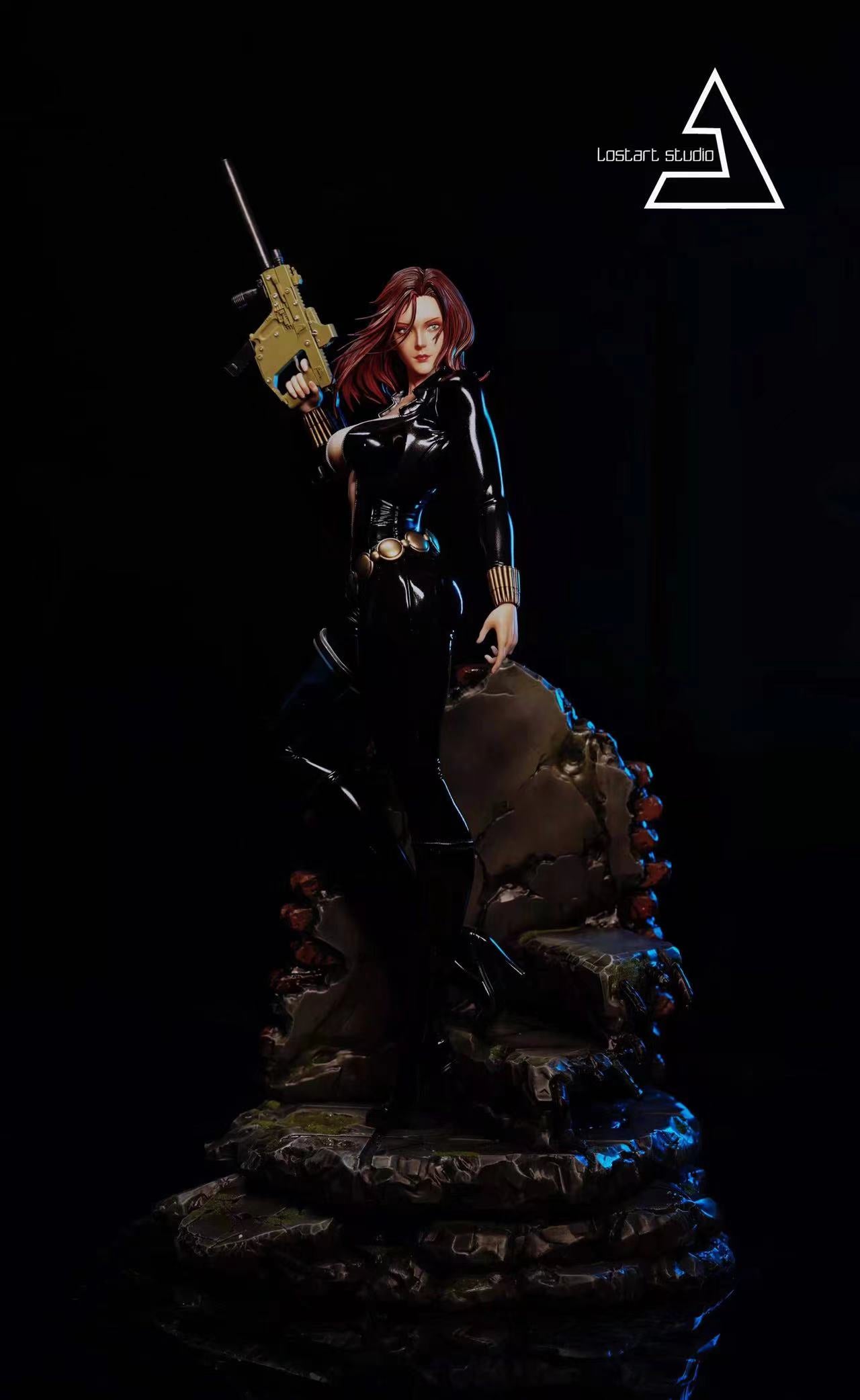 Lostart Studio - Black Widow [ Black / White]
