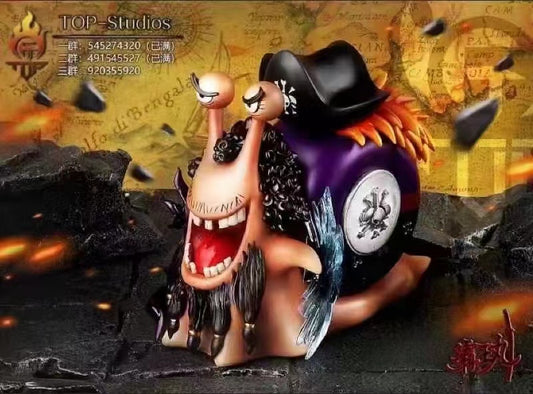 Top studio - Black Beard Den Den Mushi 