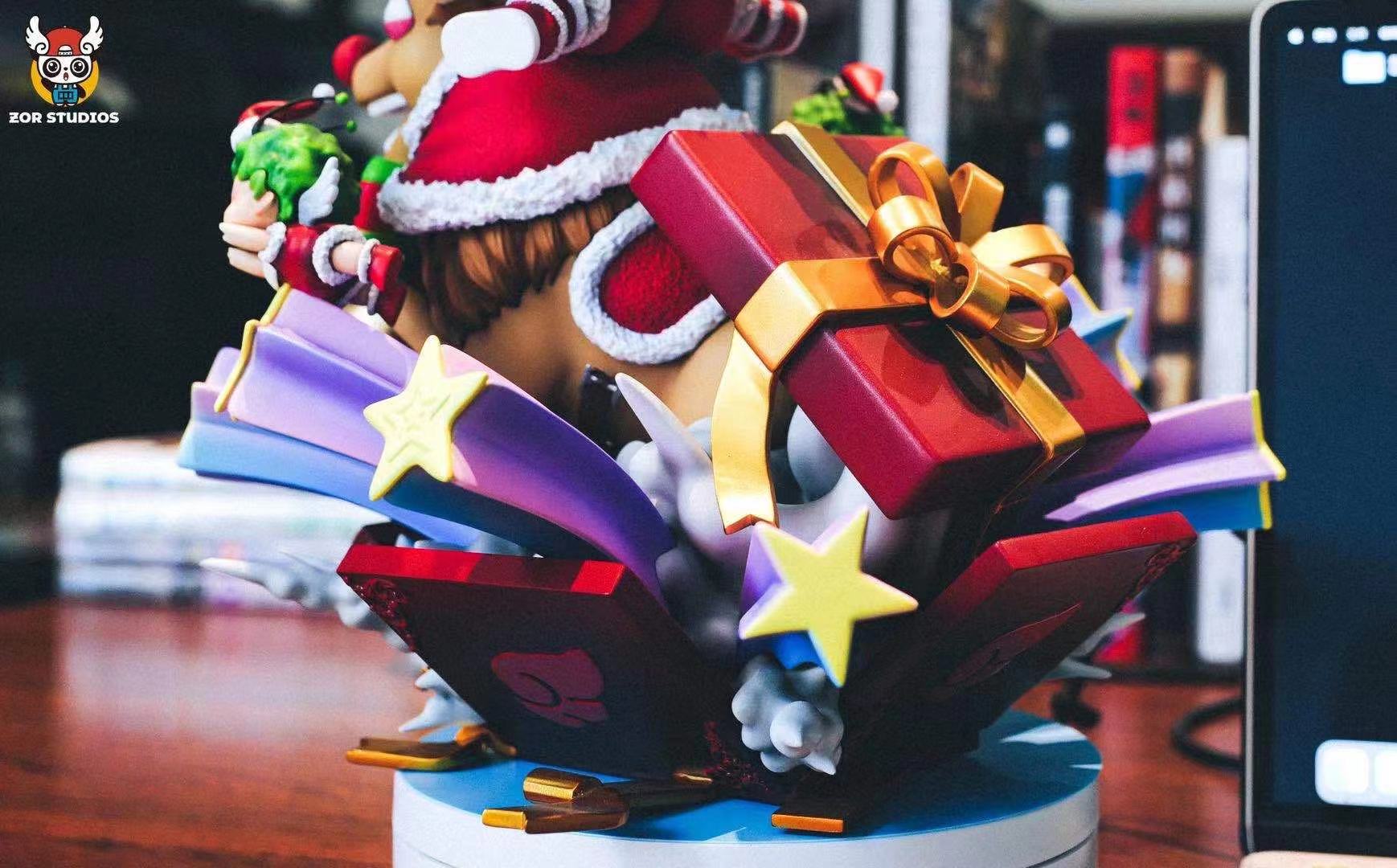 Zor Studio - Holiday Arale