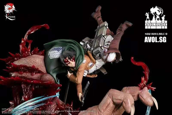 Kitsune Statue - Levi Ackerman VS Bestial Titan