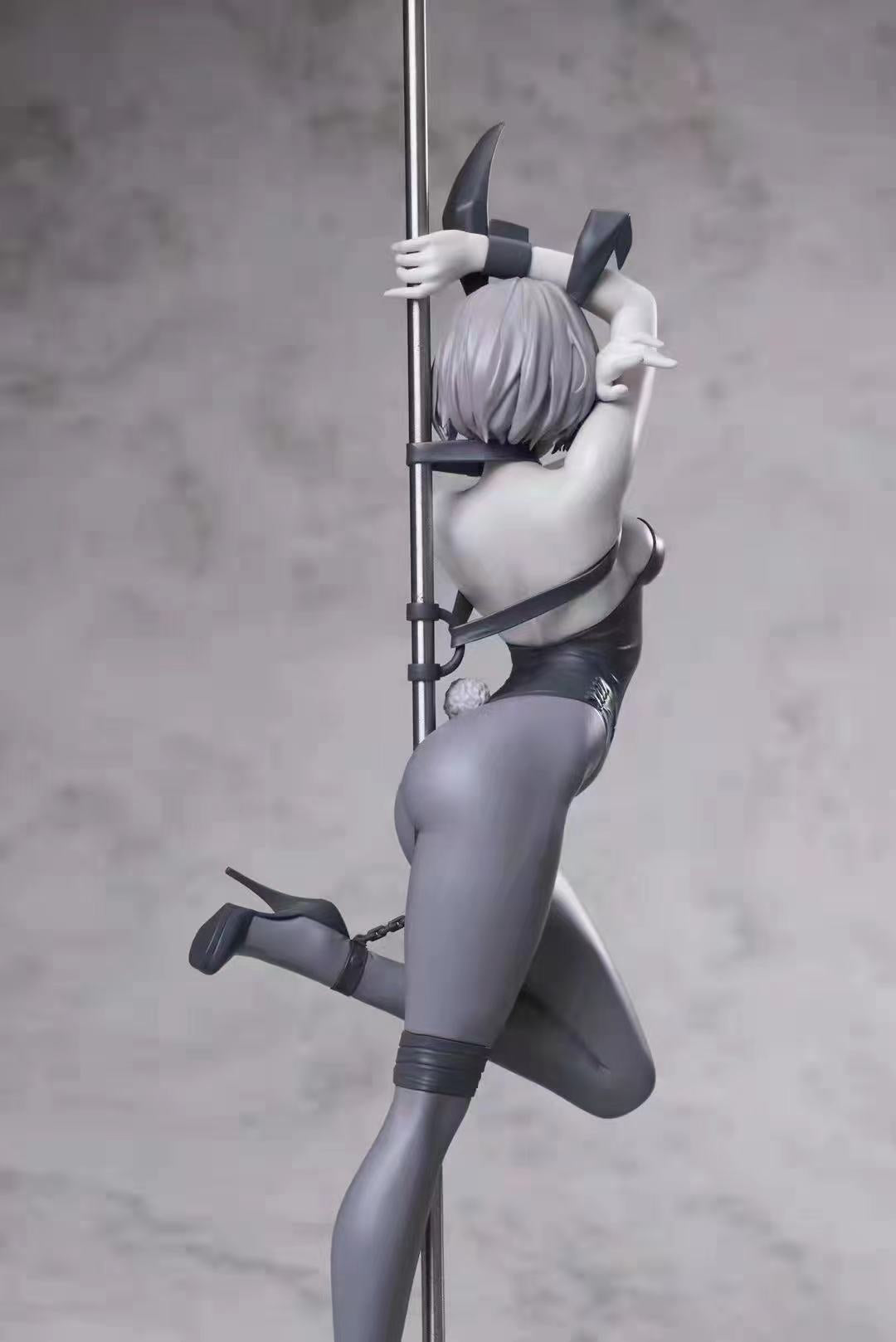 Free Will Studio -  Bunny Girl Fu on Pole [1/7 scale] 