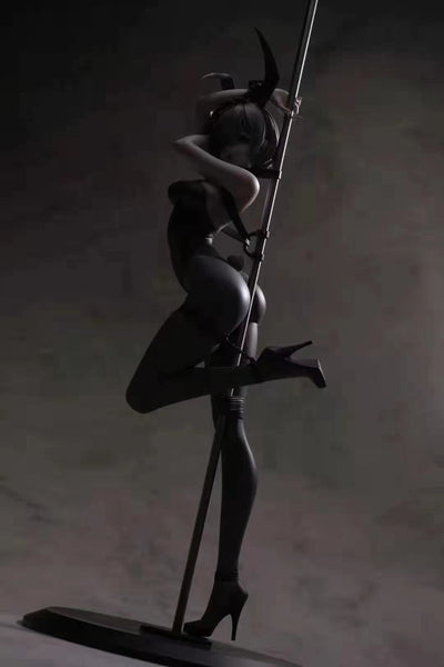 Free Will Studio -  Bunny Girl Fu on Pole [1/7 scale] 