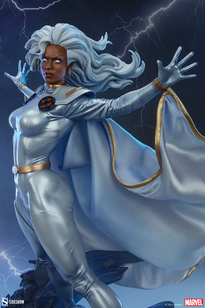 Premium Format Figure by Sideshow Collectibles - Storm