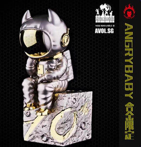 AngryBaby - Angry baby Astronaut Thinker  in Metel Gold and Grey [1/9 scale]