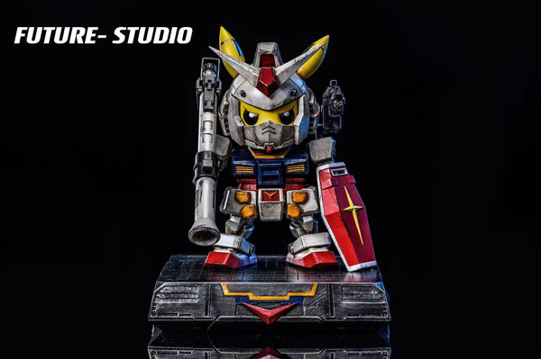 Future Studio - Pikachu cosplay Gundam