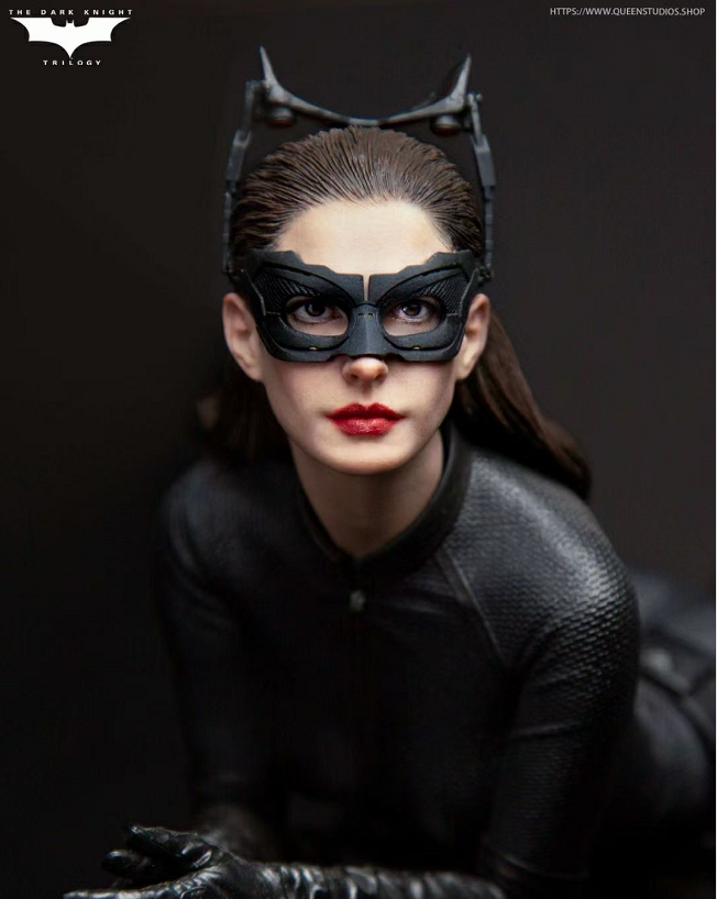 QueenStudios - Cat Woman on Bike [1/6 scale] 
