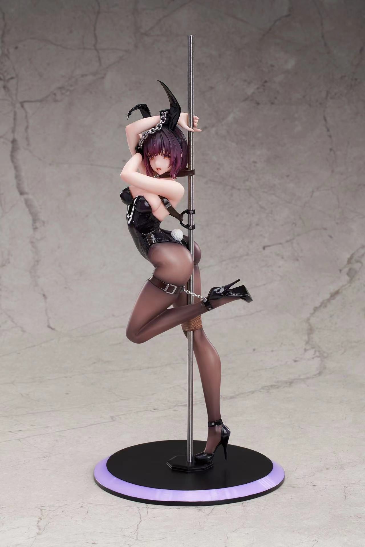 Free Will Studio - Bunny Girl Fu on Pole [1/7 scale]