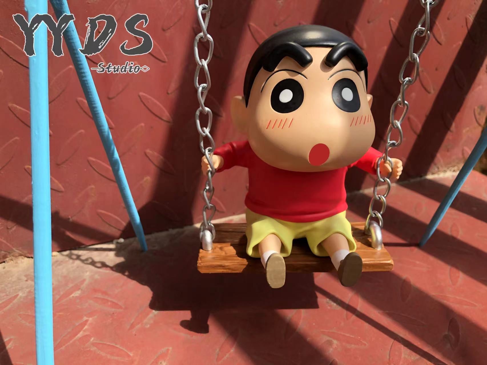 YYDS Studio - Crayon Shin Chan on Swing