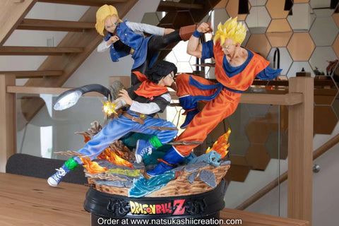 KD Collectibles - Android 17,Android 18 VS Future Gohan